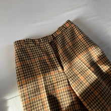 Charger l&#39;image dans la galerie, Vintage wool plaid pants
