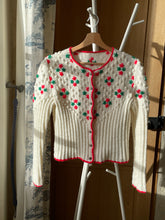 Charger l&#39;image dans la galerie, Vintage Austrian cardigan
