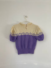 Charger l&#39;image dans la galerie, PRE-ORDER Hand knitted purple pullover
