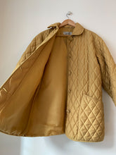 Charger l&#39;image dans la galerie, Vintage quilted coat
