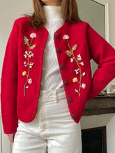 将图片加载到图库查看器，Vintage reworked embroidery red coat
