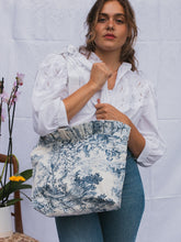 Charger l&#39;image dans la galerie, Handmade bag Toile de Jouy
